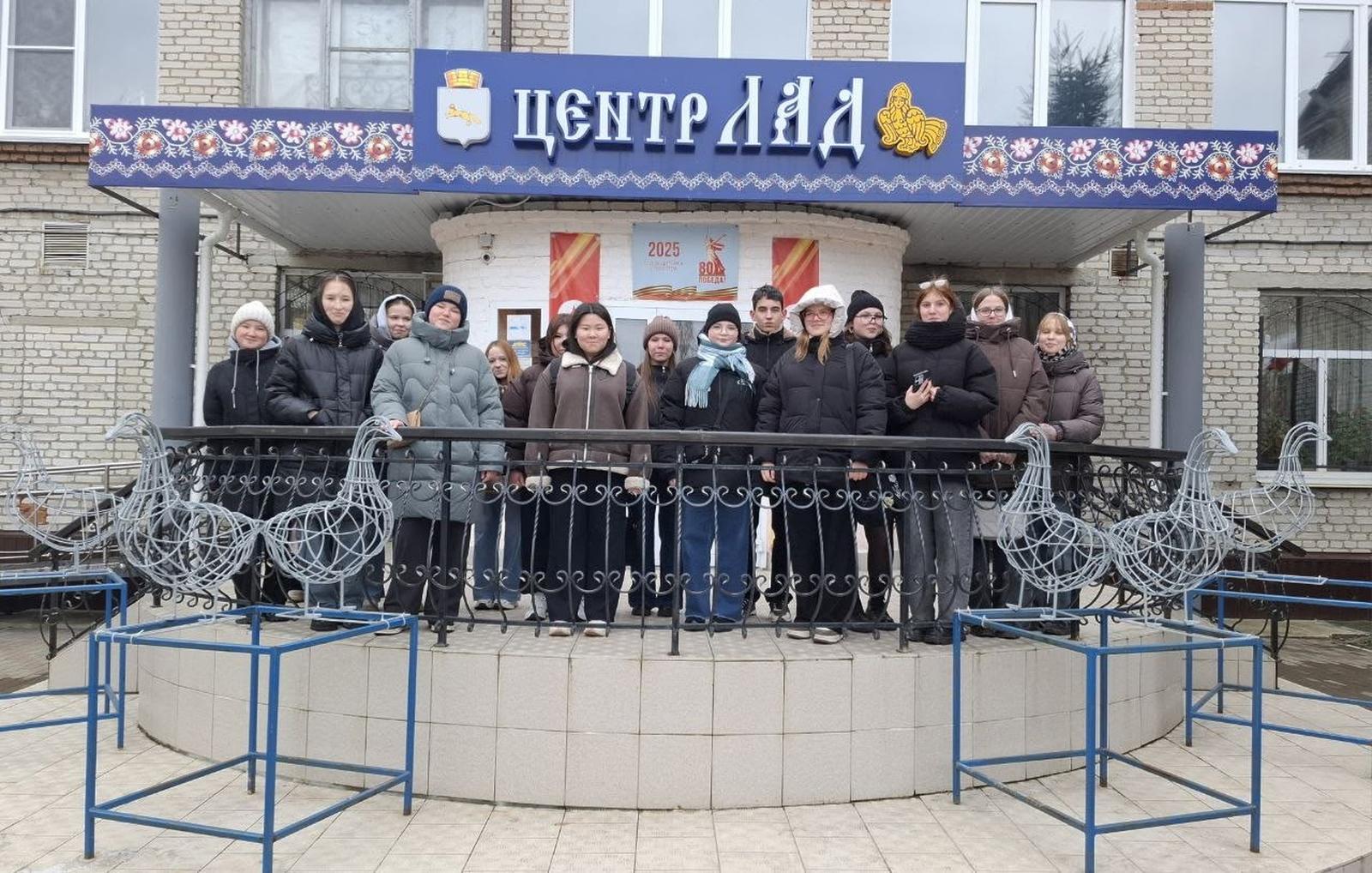 Студенты-первокурсники отправились в путешествие по истории родного края